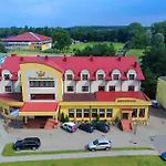 Cristal Park فندق Dąbrowa Tarnowska