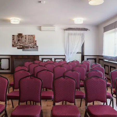 Cristal Park מלון