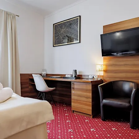 Отель Cristal Park 4*