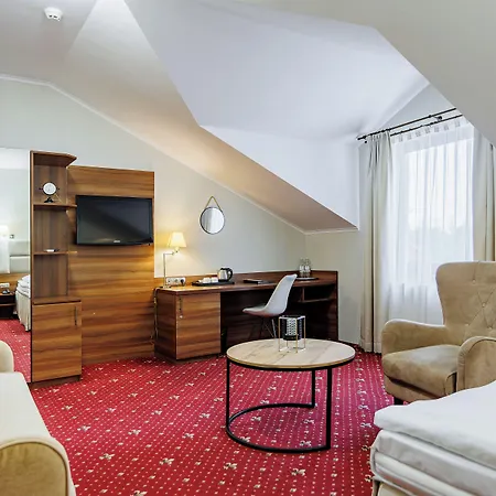 Cristal Park Отель Dabrowa Tarnowska