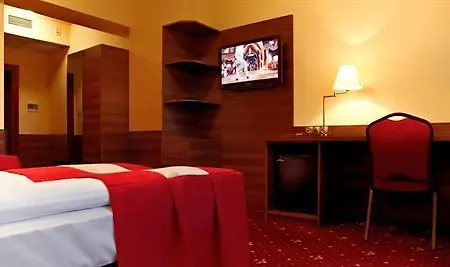 Cristal Park מלון