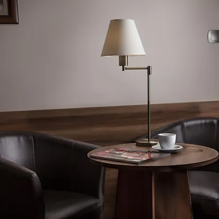 מלון Cristal Park 4*