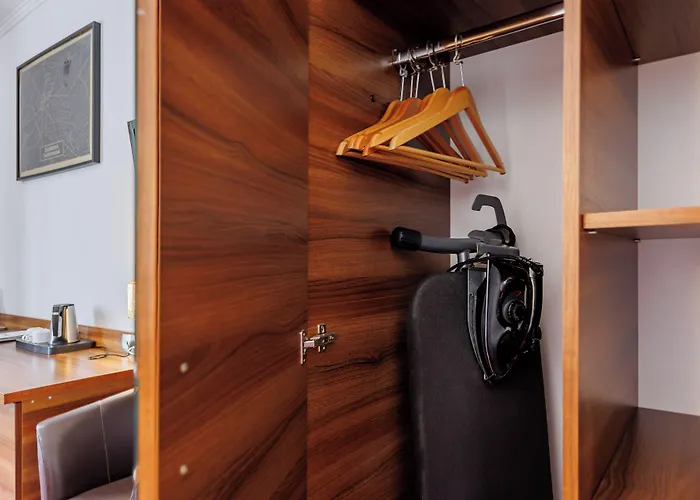 Cristal Park Hotel 4*